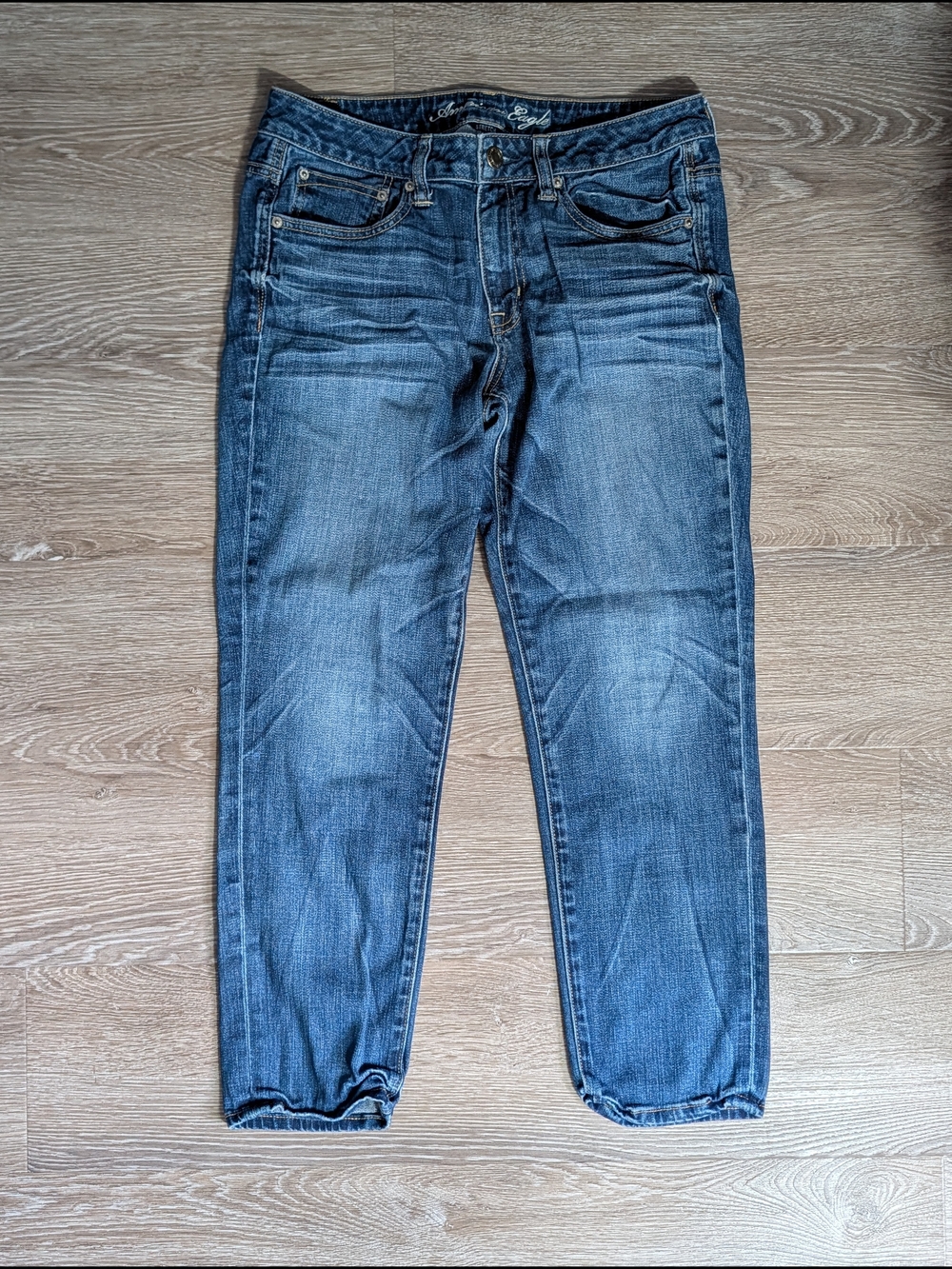 American Eagle 99% Cotton Stretch Slouchy Blue Jeans